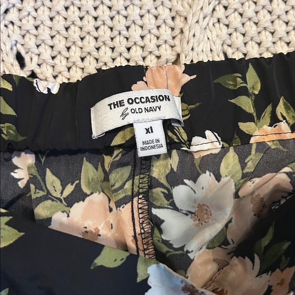 The Occasion Old Navy Floral Midi Skirt Set Sz XL NWOT - Picture 4 of 12